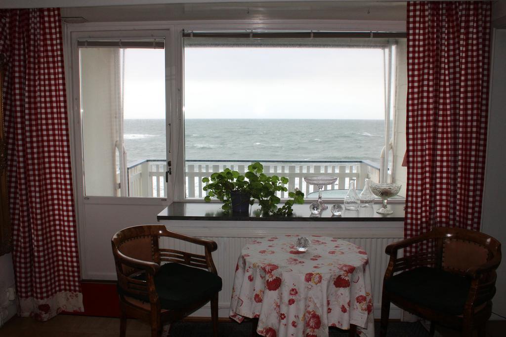 Pensionat Strandgarden Molle Bagian luar foto